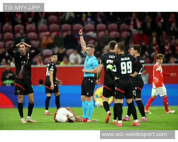 尼斯本赛季欧联杯遭遇三连败创下客场12连败的尴尬纪录